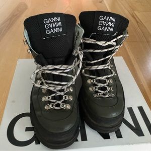 Ganni kalamarta hiking boots for a size 39